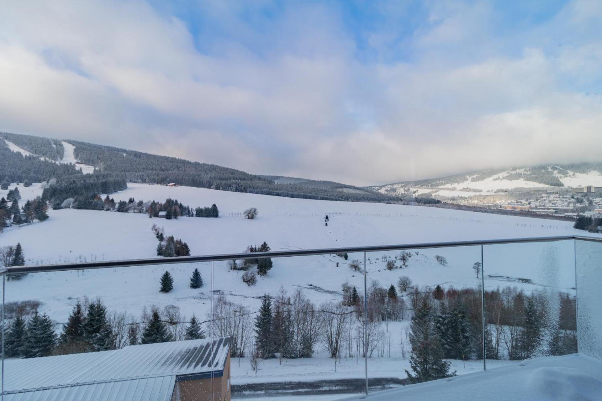 Apartmany Vista Klinovec Loučná pod Klínovcem Esterno foto