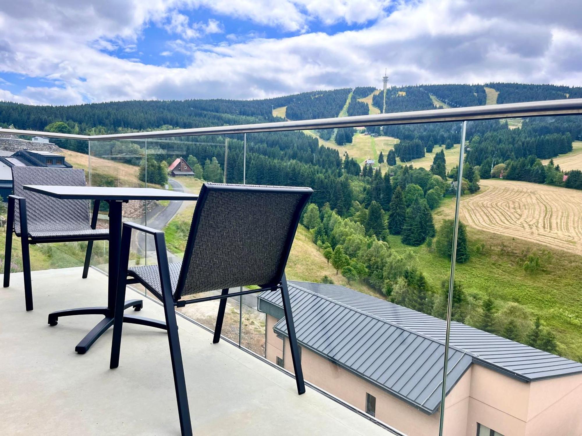 Apartmany Vista Klinovec Loučná pod Klínovcem Esterno foto