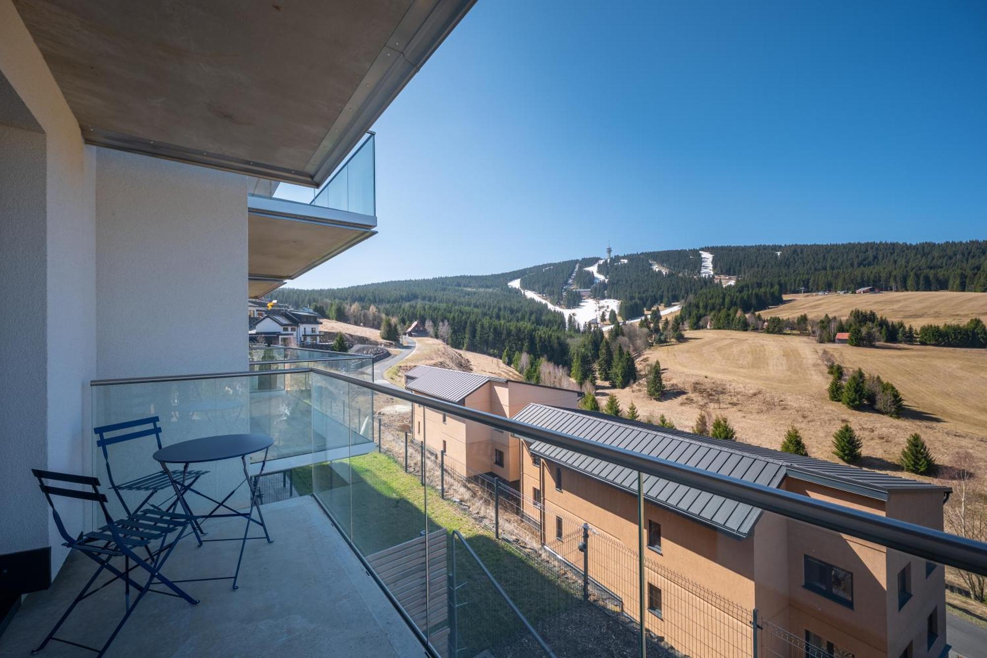 Apartmany Vista Klinovec Loučná pod Klínovcem Esterno foto