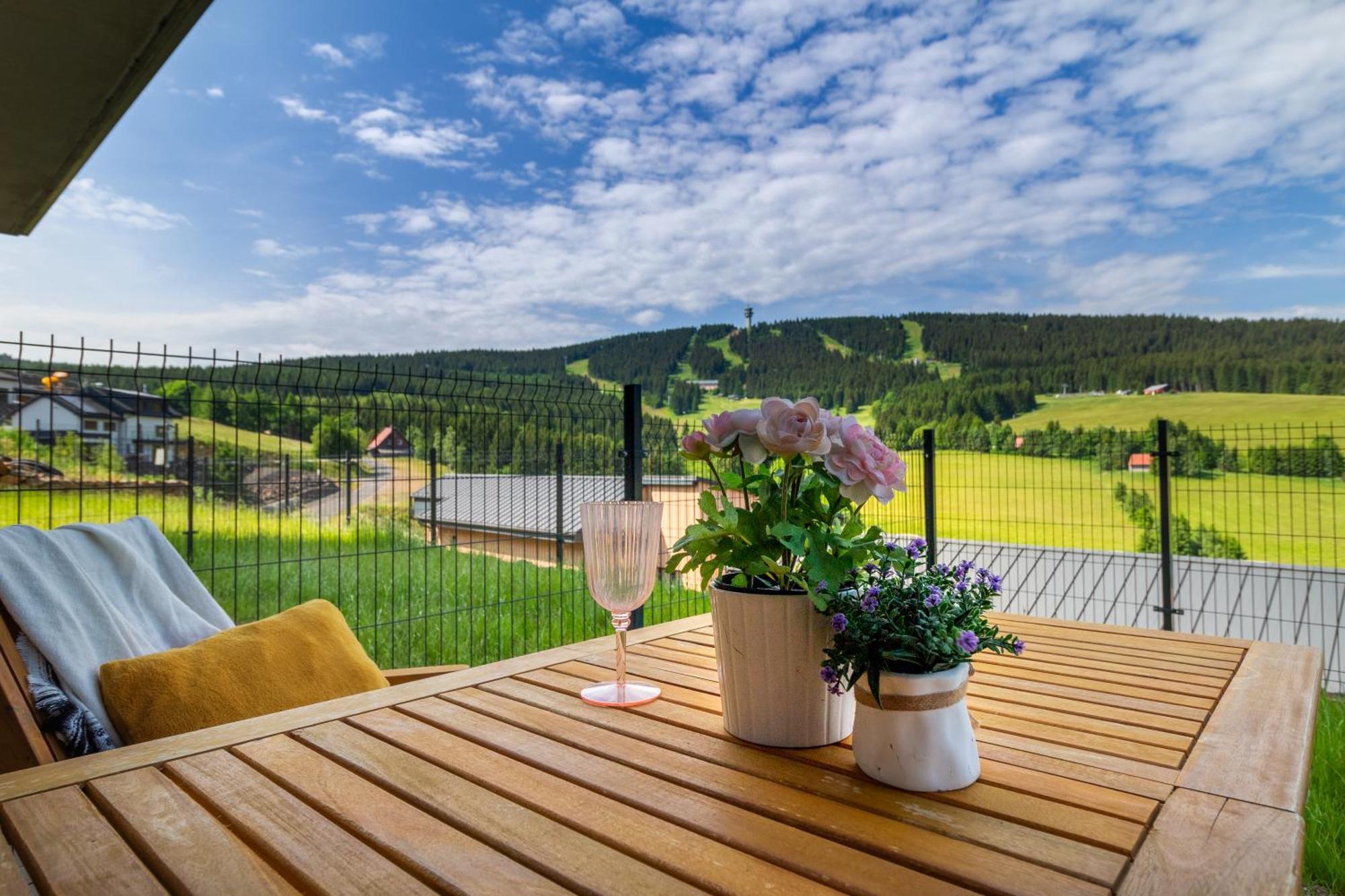 Apartmany Vista Klinovec Loučná pod Klínovcem Esterno foto